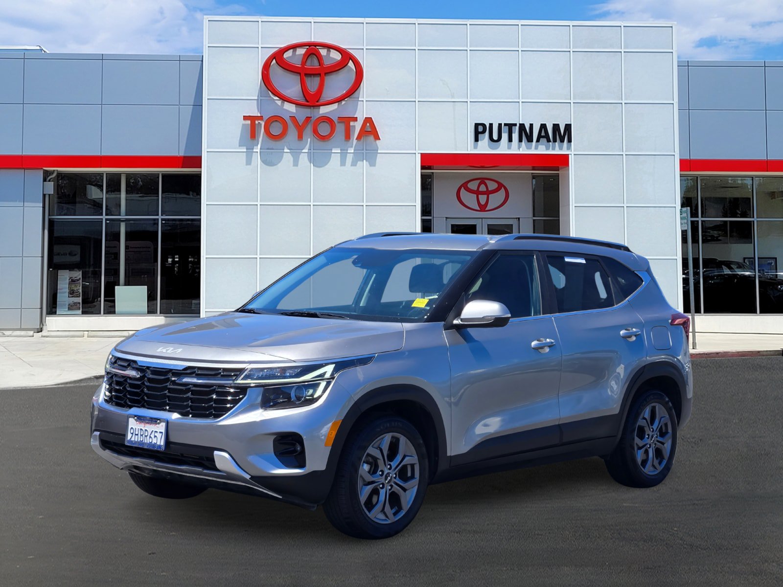 Used 2024 Kia Seltos S AWD/4WD image 8