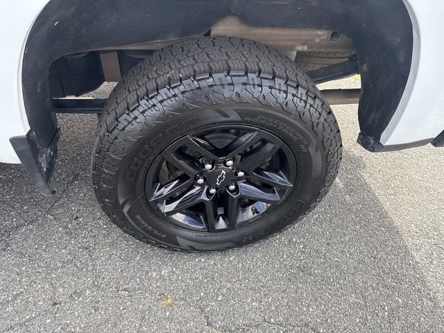 Used 2023 Chevrolet Silverado 1500 LT Trail Boss w/ Protection Package image 15