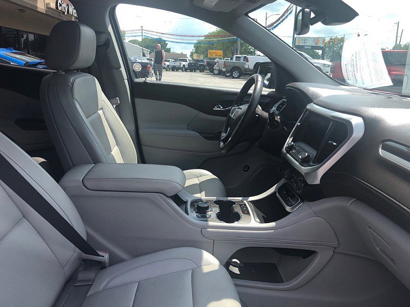 Used 2023 GMC Acadia SLT image 19