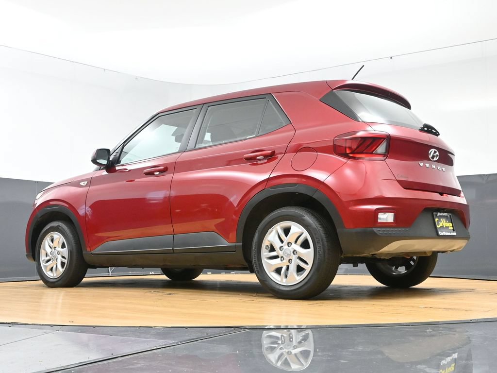 Used 2025 Hyundai Venue SE FWD image 48
