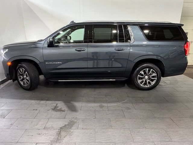 Used 2021 Chevrolet Suburban LT AWD/4WD image 2