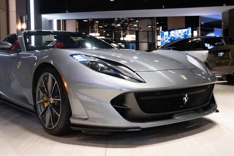 Used 2023 Ferrari 812 GTS RWD image 21