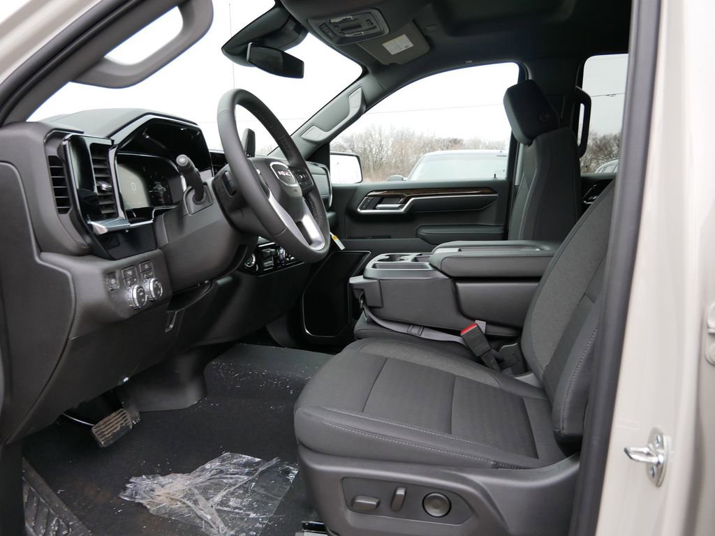 New 2026 GMC Sierra 1500 SLE w/ Preferred Package image 7