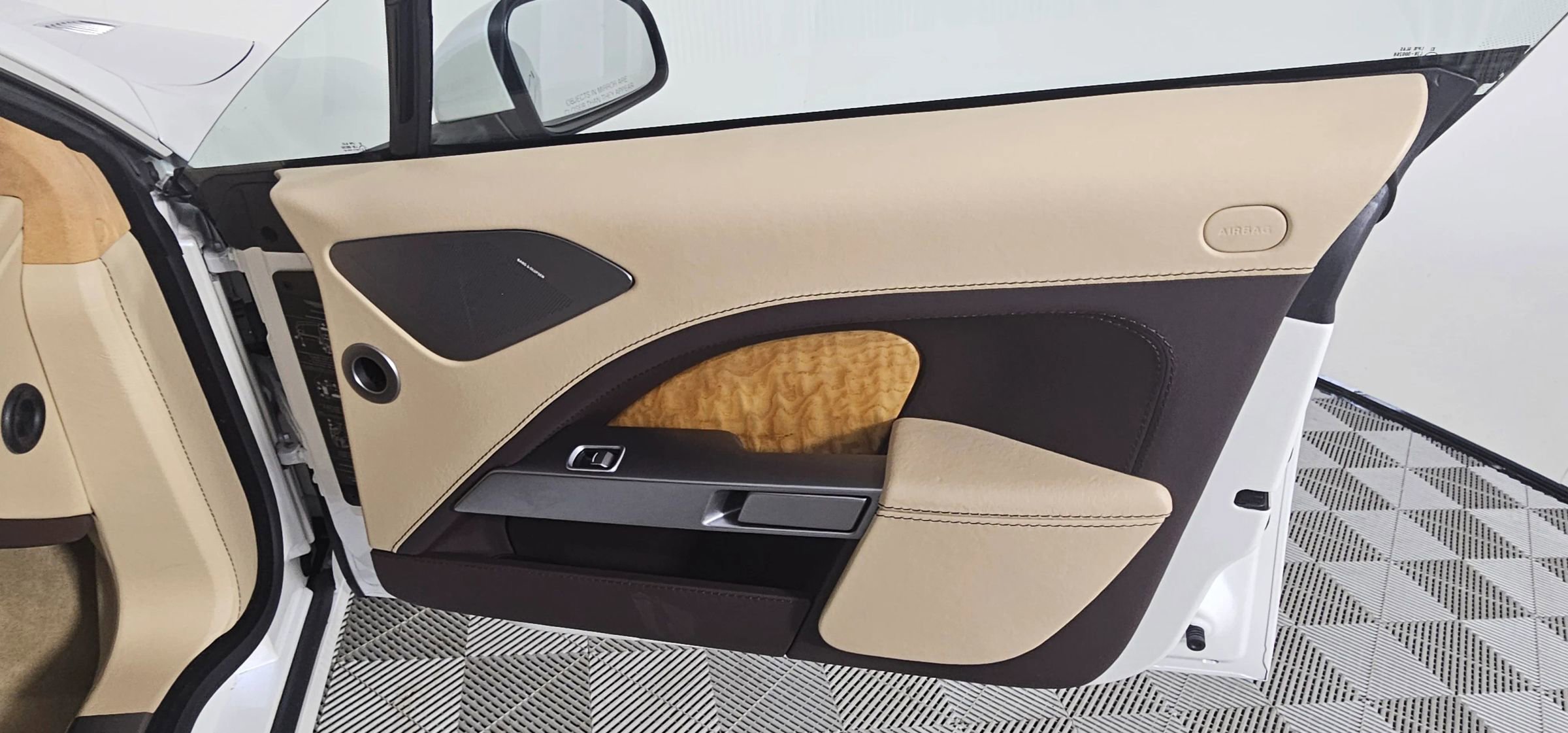 Used 2012 Aston Martin Rapide Sedan 4D image 26