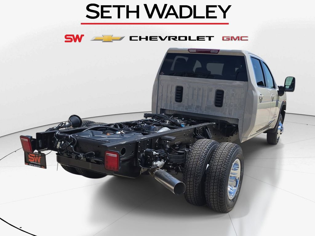 New 2026 GMC Sierra 3500 SLE AWD/4WD image 7