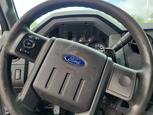 Used 2015 Ford F550 2WD Regular Cab Super Duty image 16