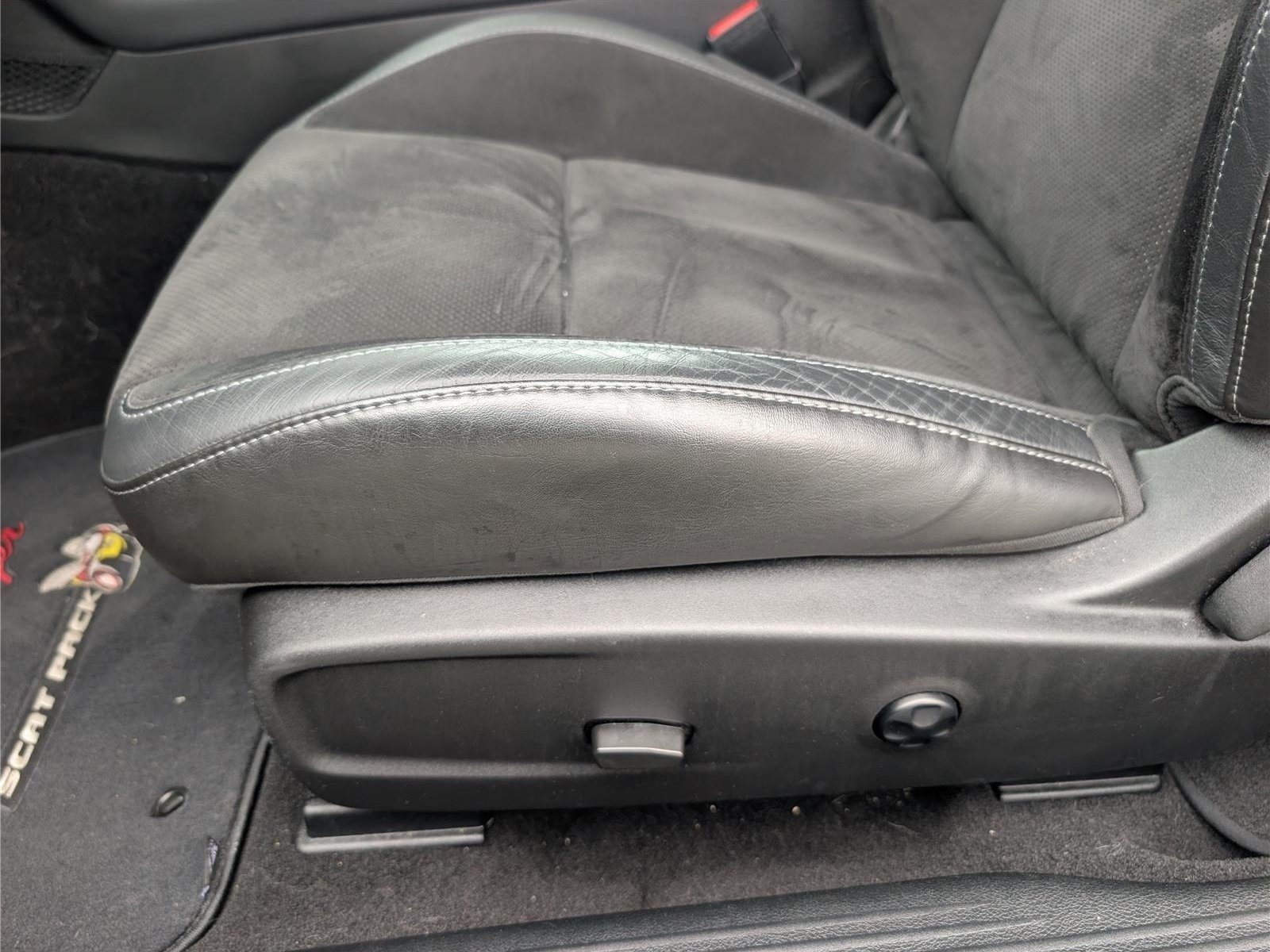 Used 2021 Dodge Challenger R/T Scat Pack RWD image 23
