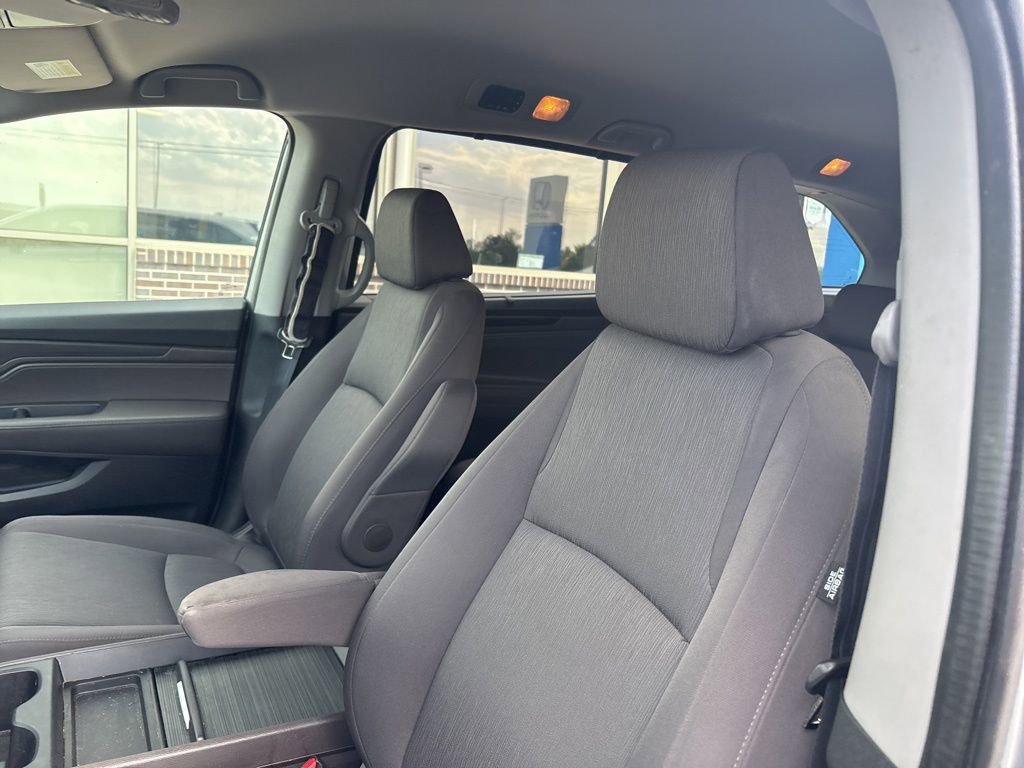 Used 2019 Honda Odyssey EX image 11