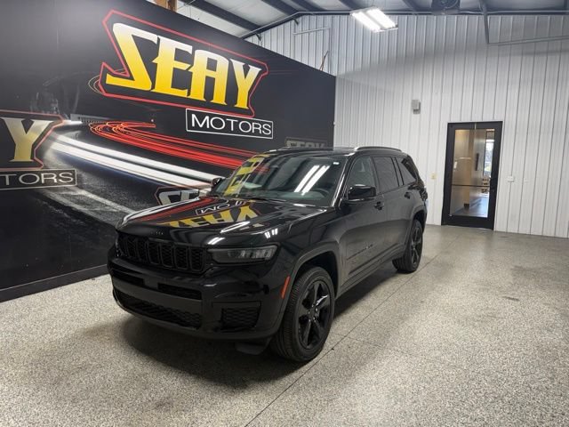 Used 2023 Jeep Grand Cherokee L Laredo