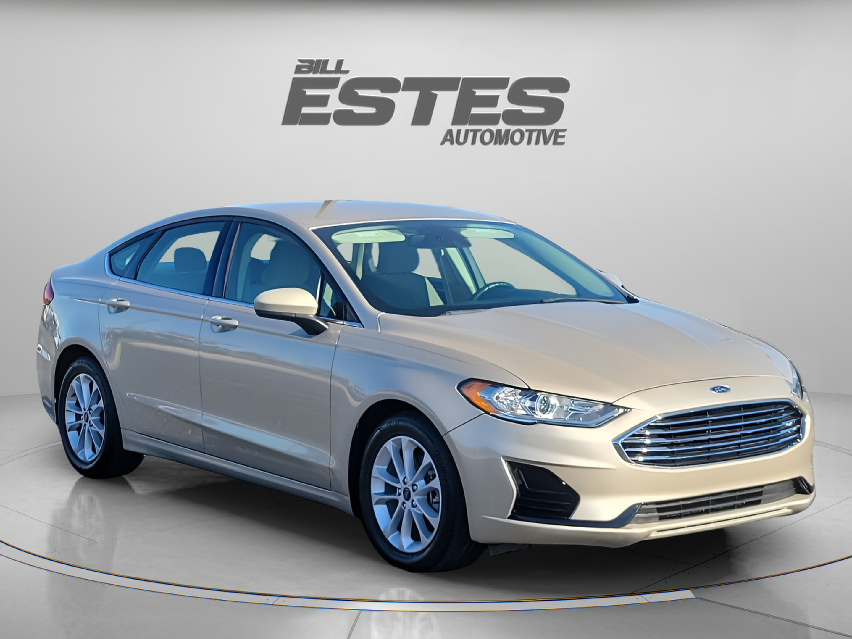 Used 2019 Ford Fusion SE FWD image 5