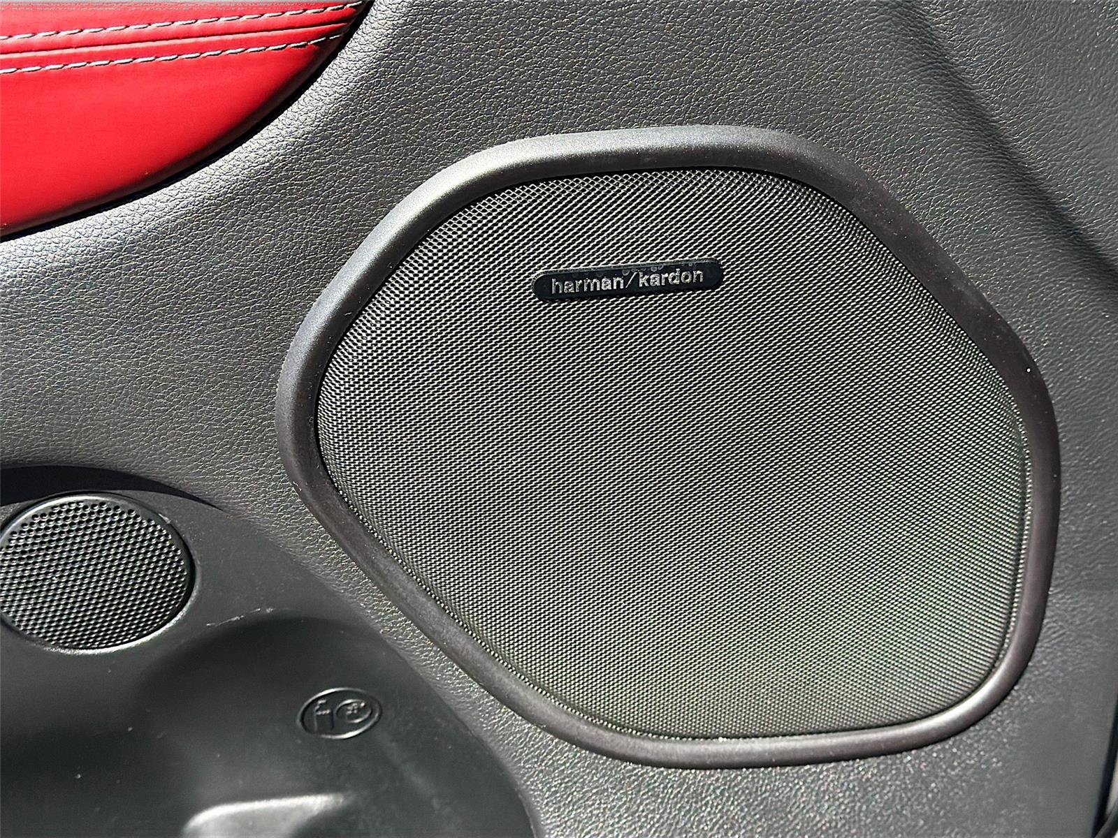 Used 2022 Dodge Durango R/T w/ Tow 'N Go Package image 21