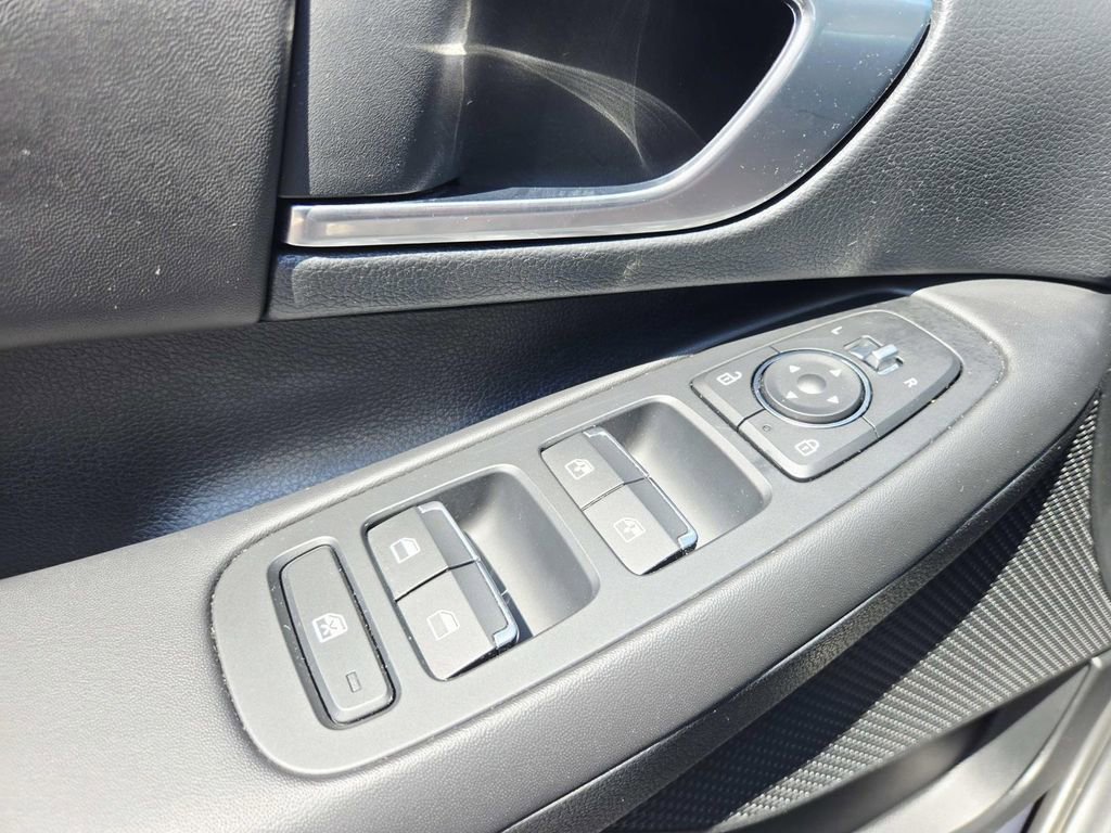 Used 2023 Hyundai Sonata SEL w/ Convenience Package image 35