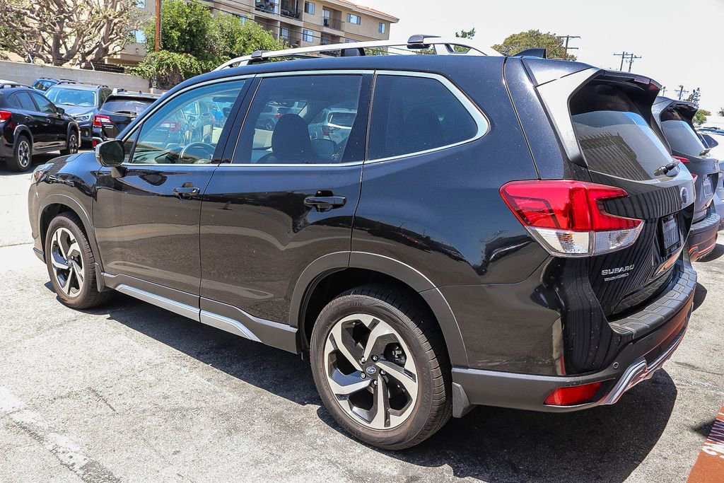Certified 2023 Subaru Forester Touring w/ Popular Package #2 AWD/4WD image 5