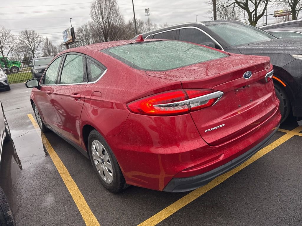 Used 2020 Ford Fusion S image 4