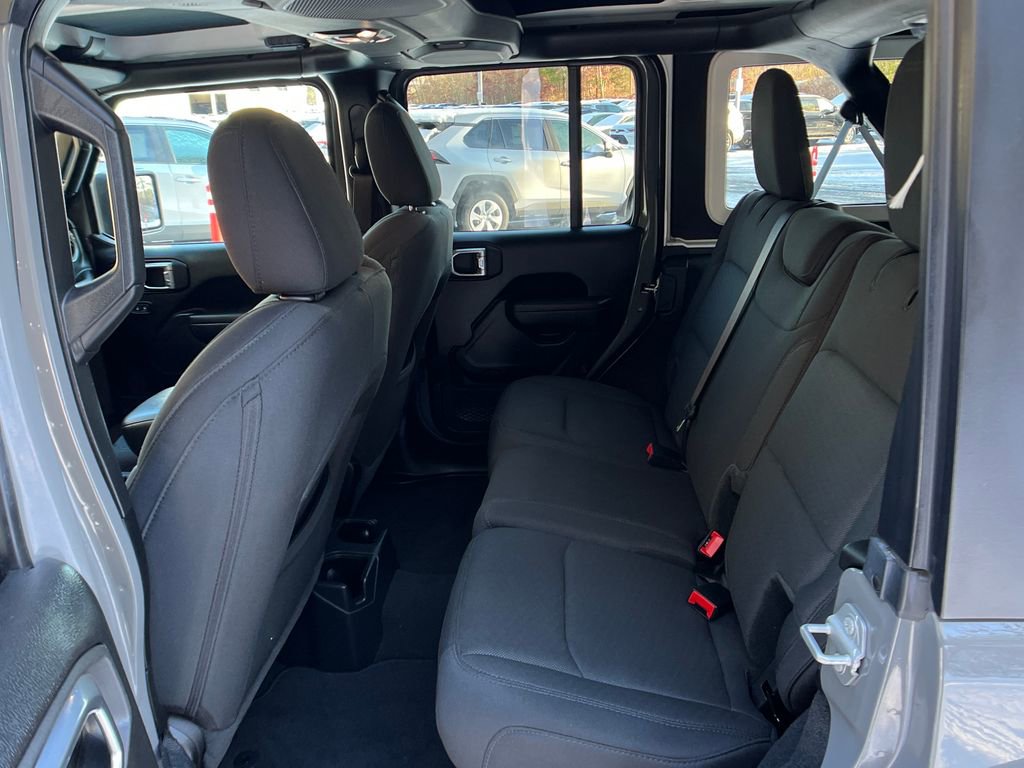 Used 2022 Jeep Wrangler Unlimited Sport image 20