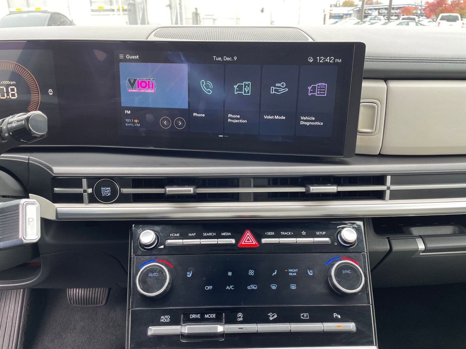 Used 2025 Hyundai Santa Fe SEL image 18