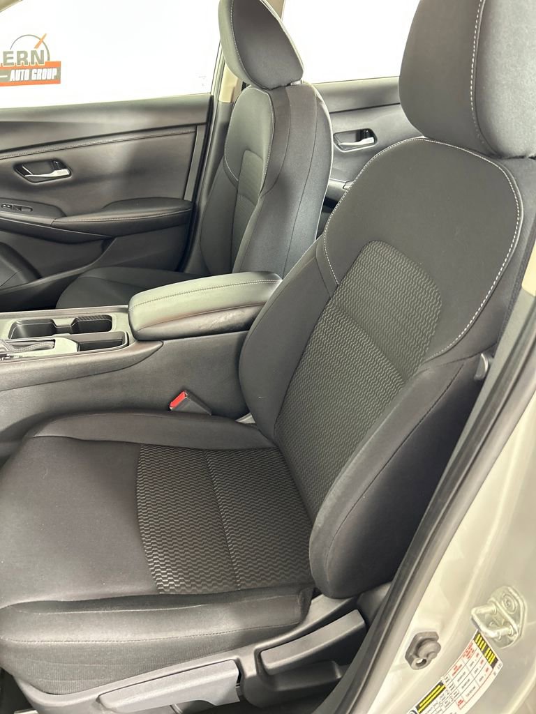 Used 2023 Nissan Sentra S image 11
