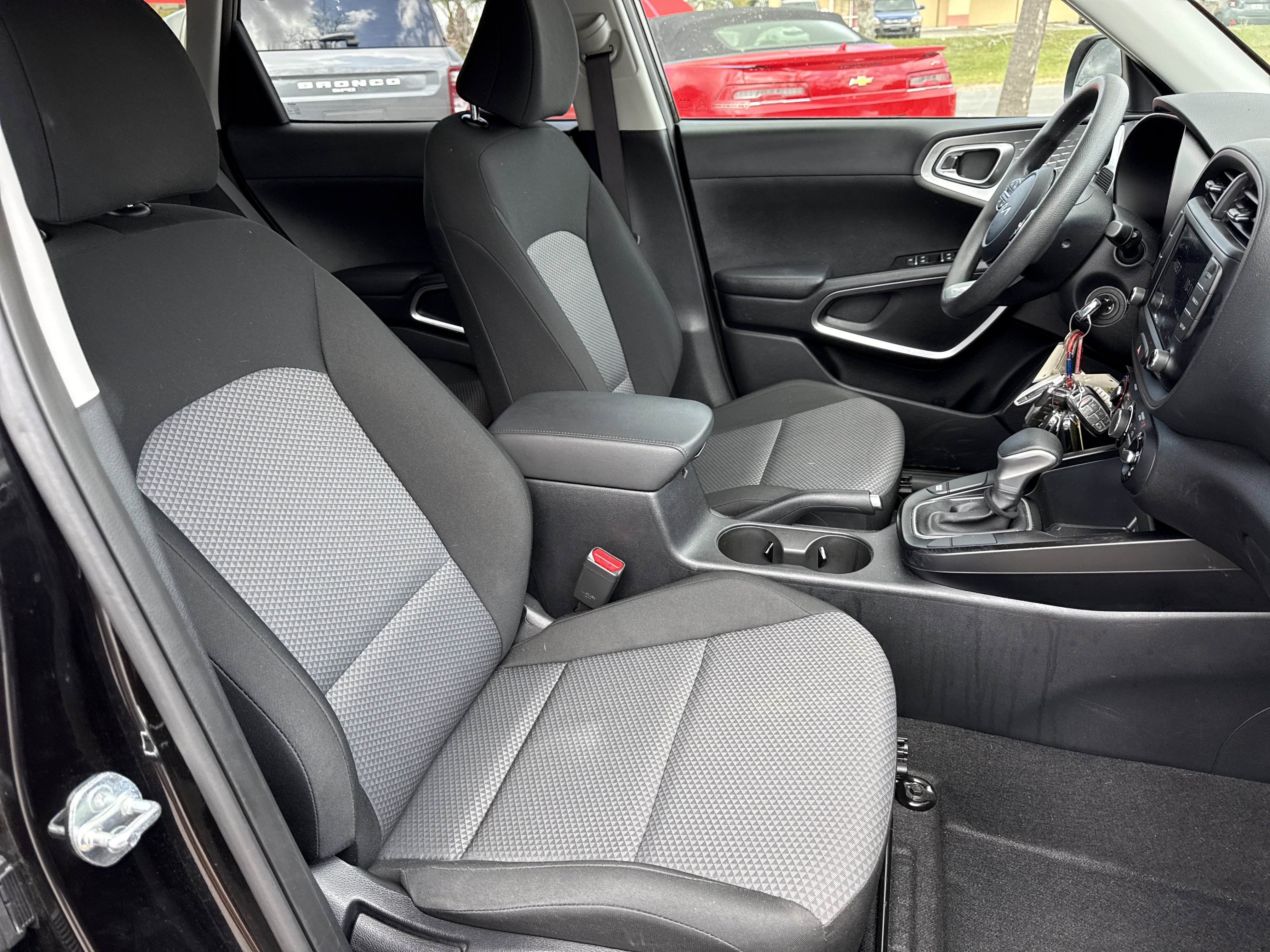 Used 2025 Kia Soul LX w/ LX Technology Package image 21