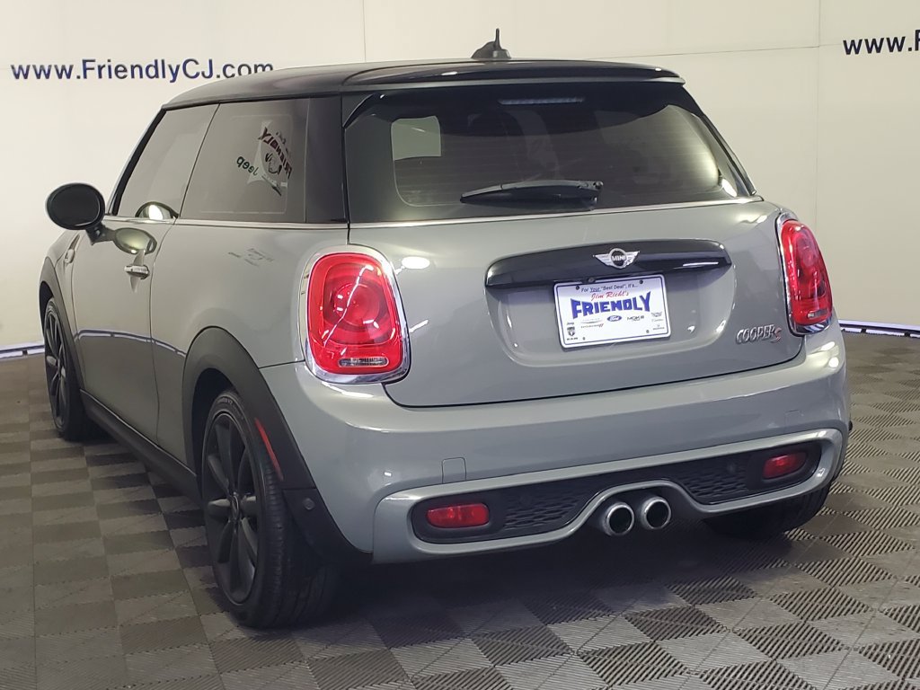 Used 2017 MINI Cooper S FWD image 4