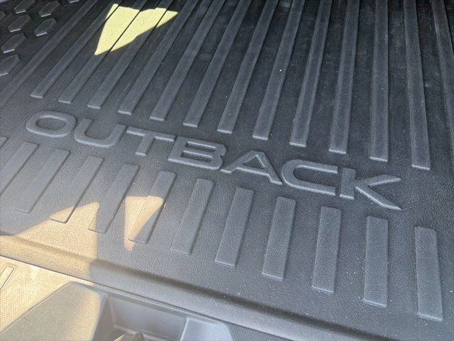 Used 2023 Subaru Outback Premium AWD/4WD image 29