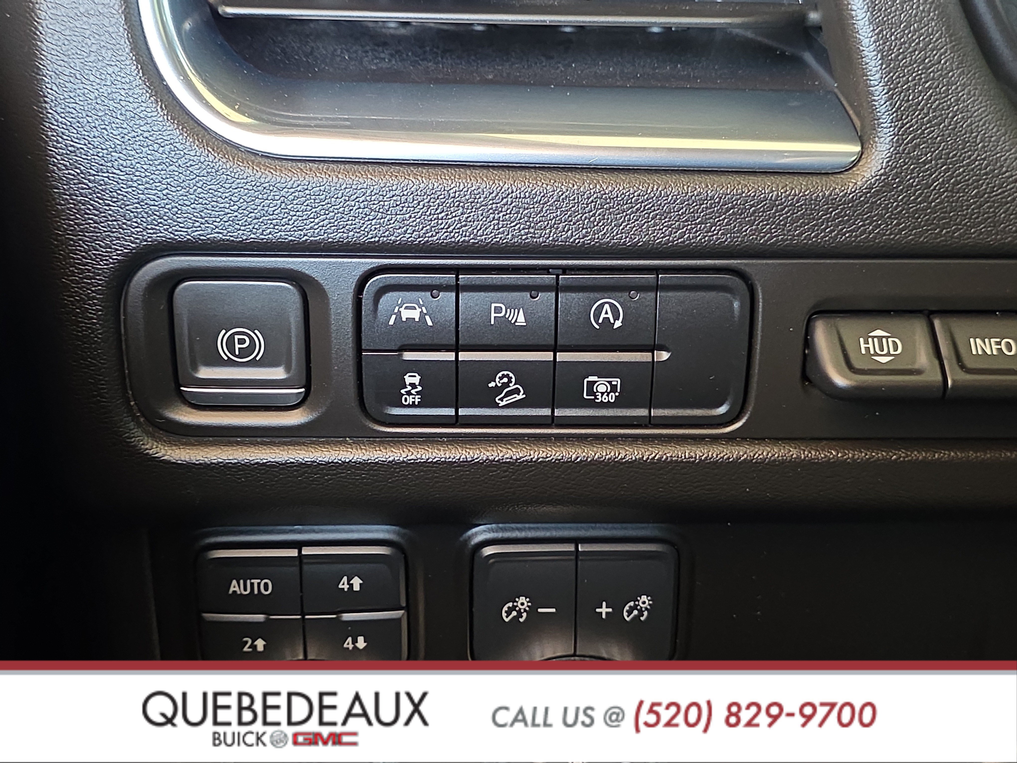 Used 2023 GMC Yukon AT4 w/ Technology Package AWD/4WD image 24