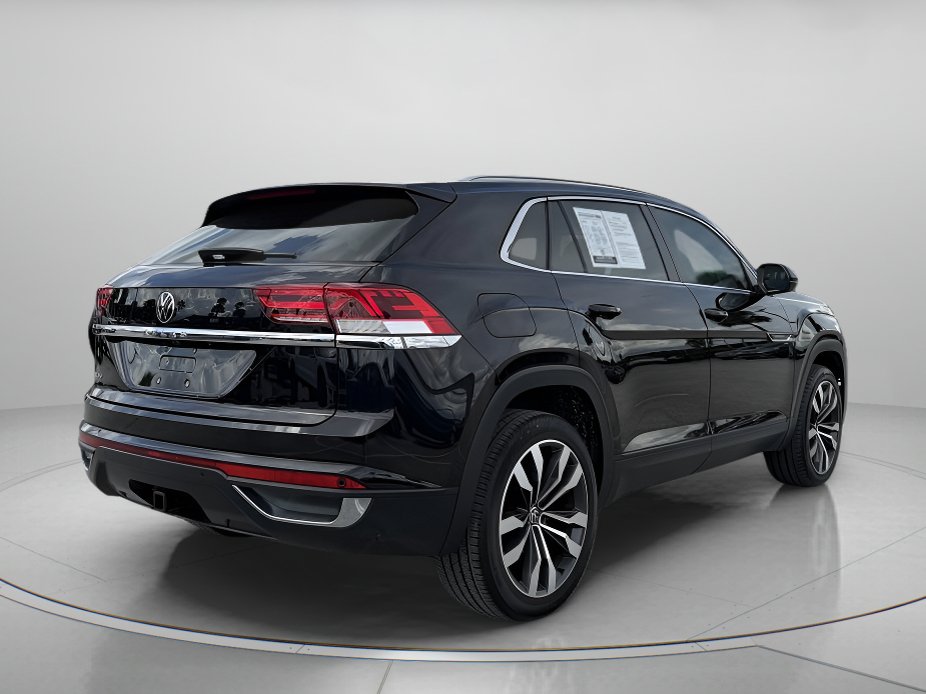 Used 2020 Volkswagen Atlas Cross Sport SEL FWD image 3