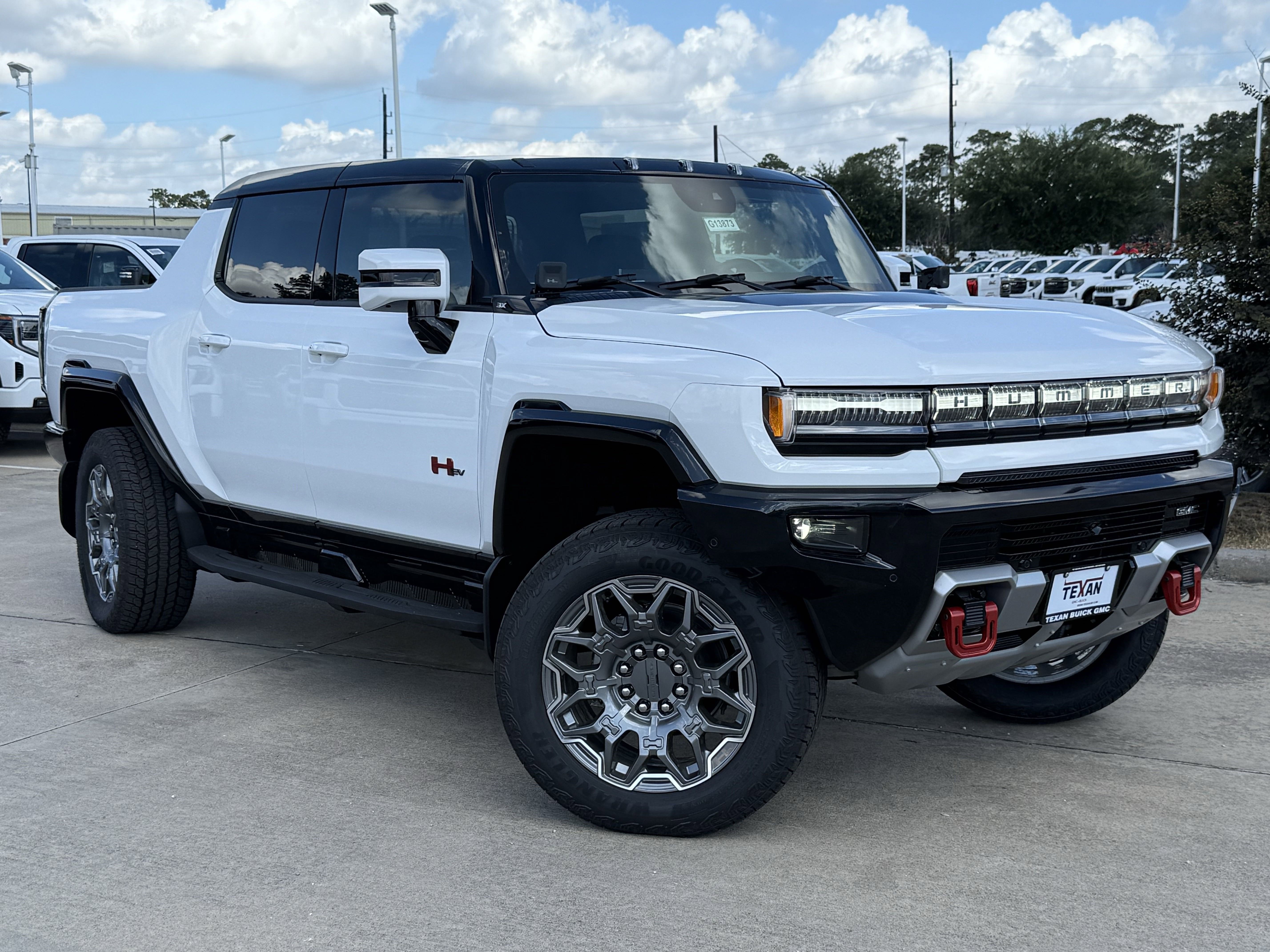 New 2025 GMC Hummer EV 3X w/ LPO, Illumination Package image 2