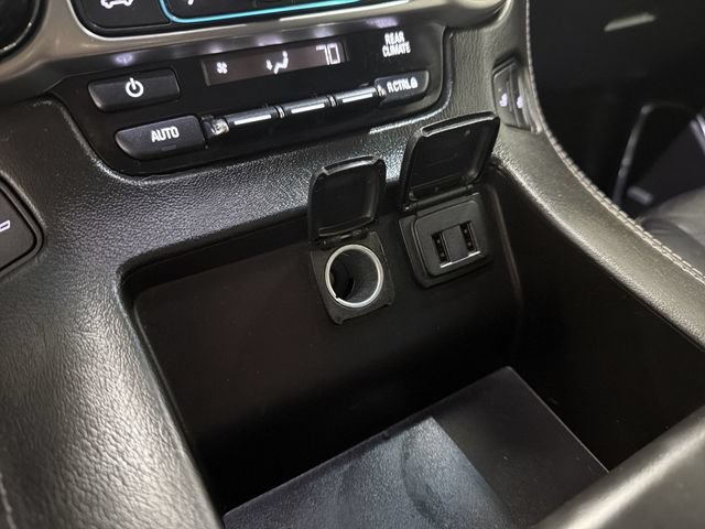 Used 2019 Chevrolet Tahoe LT w/ Off-Road Package AWD/4WD image 29