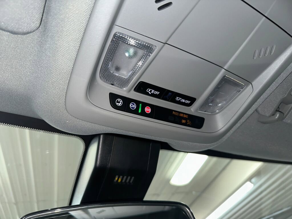 Certified 2024 Chevrolet Equinox LT w/ LPO, Floor Liner Package image 15