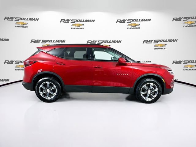 Used 2023 Chevrolet Blazer LT w/ Convenience Package FWD image 8