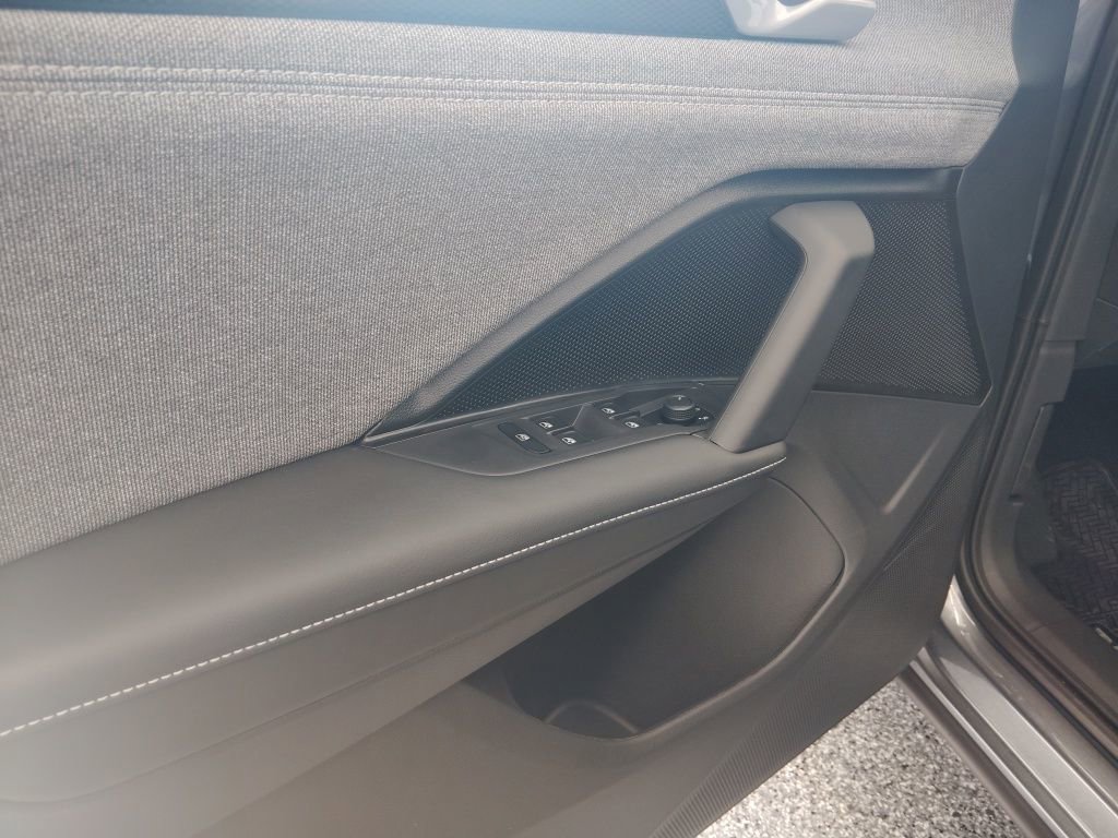 New 2026 Volkswagen Tiguan S AWD/4WD image 8