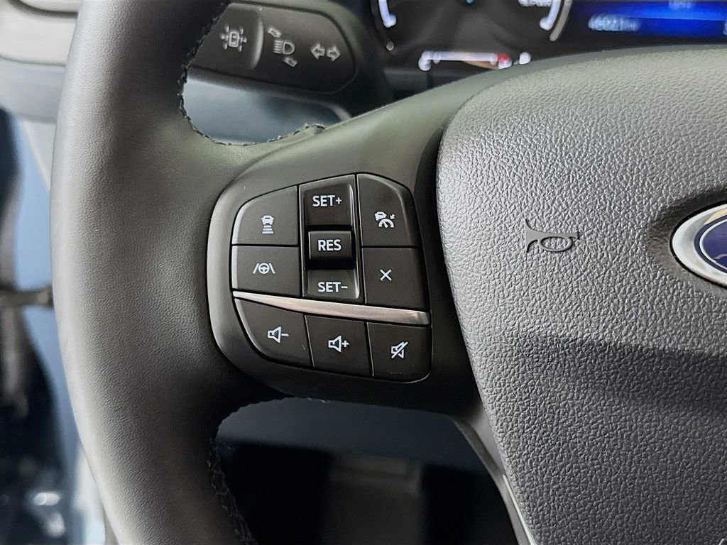 Used 2024 Ford Maverick Lariat w/ Black Appearance Package image 10