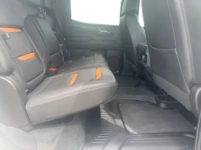 Used 2023 GMC Sierra 1500 AT4 w/ AT4 Premium Package AWD/4WD image 16