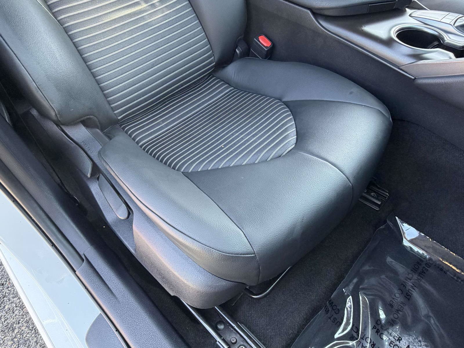 Used 2024 Toyota Camry SE FWD image 30