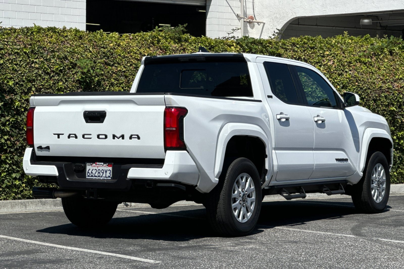 Used 2024 Toyota Tacoma SR5 image 4