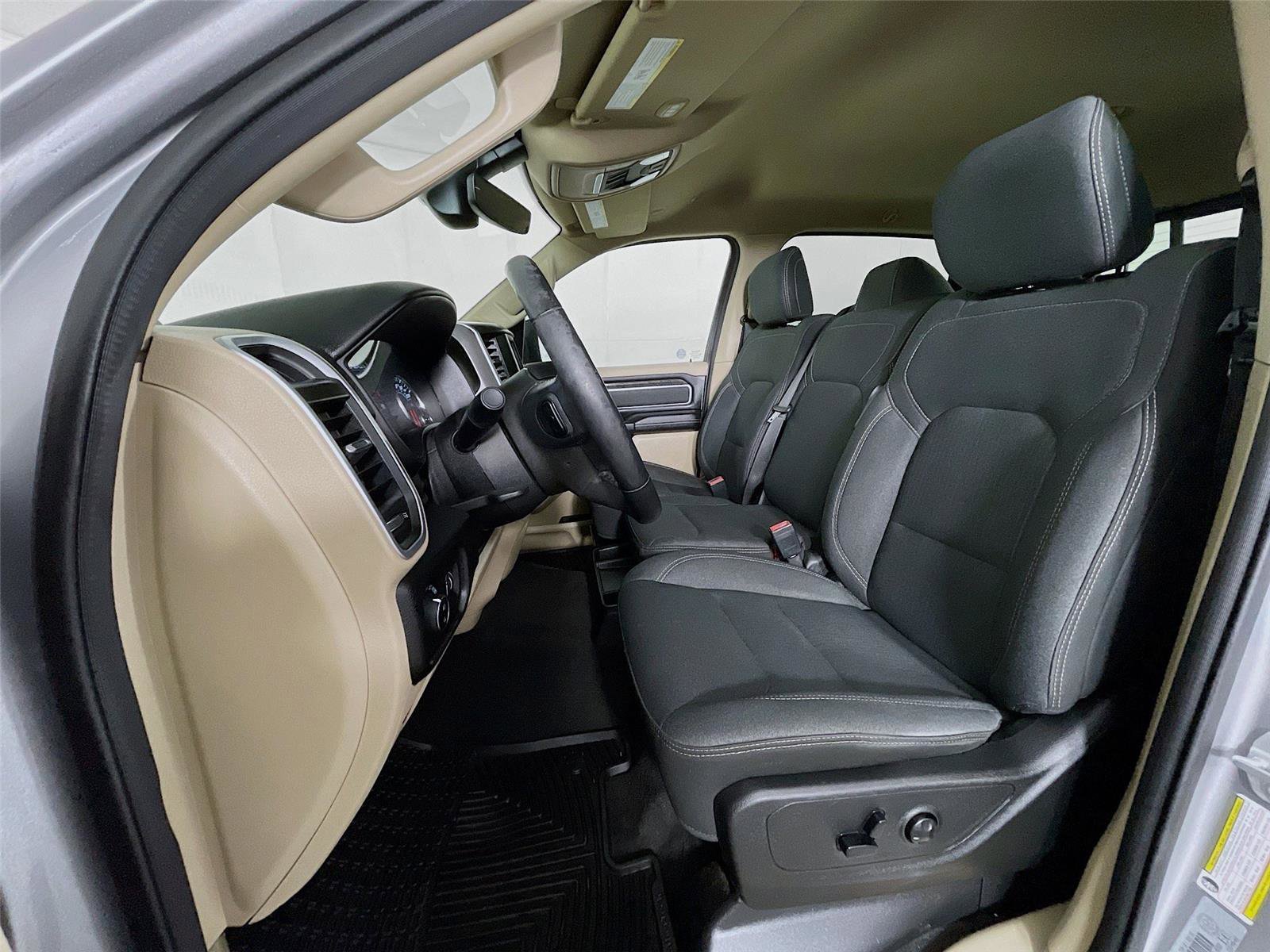 Used 2020 RAM 1500 Big Horn image 24