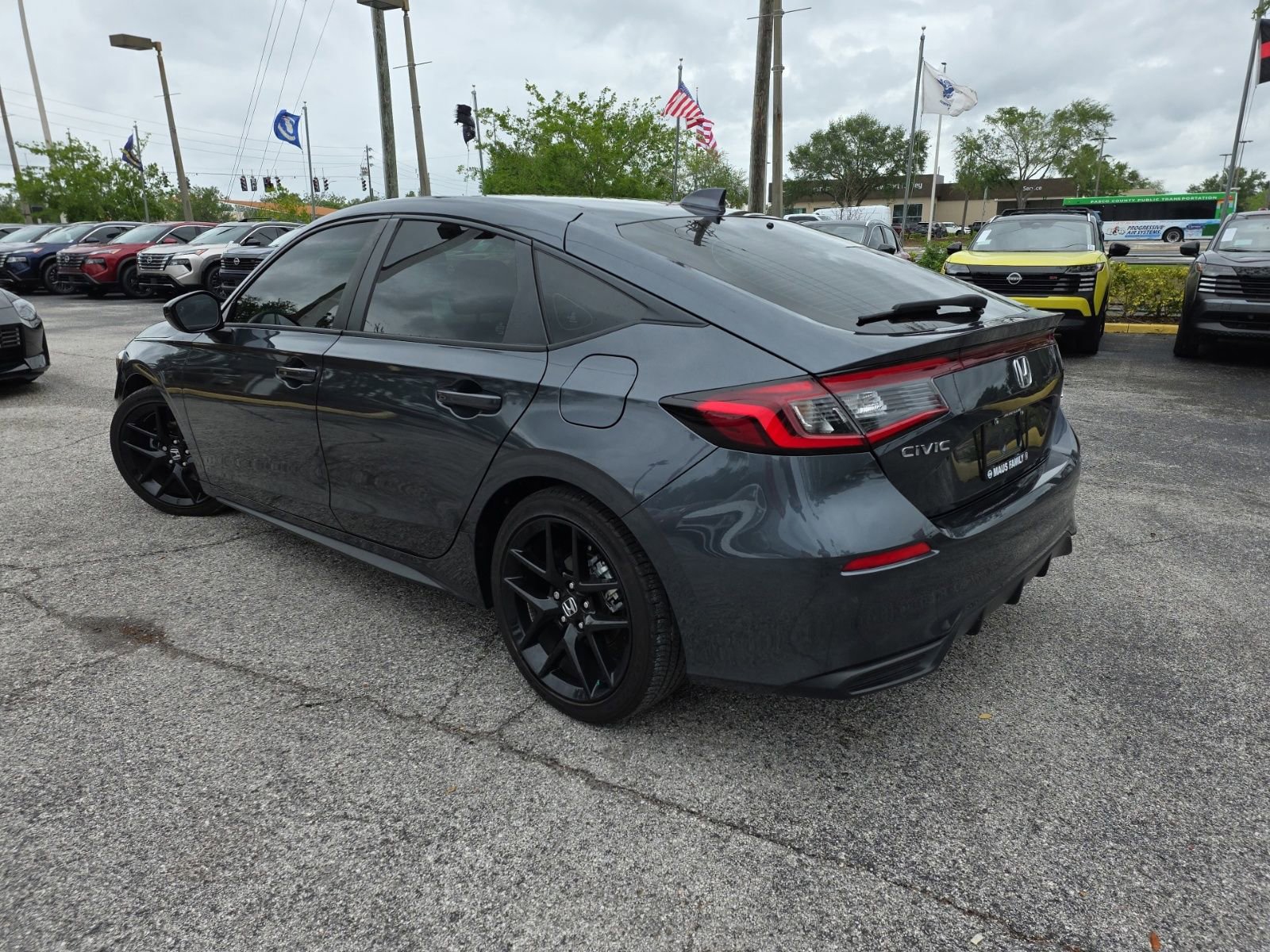 Used 2025 Honda Civic Sport image 6