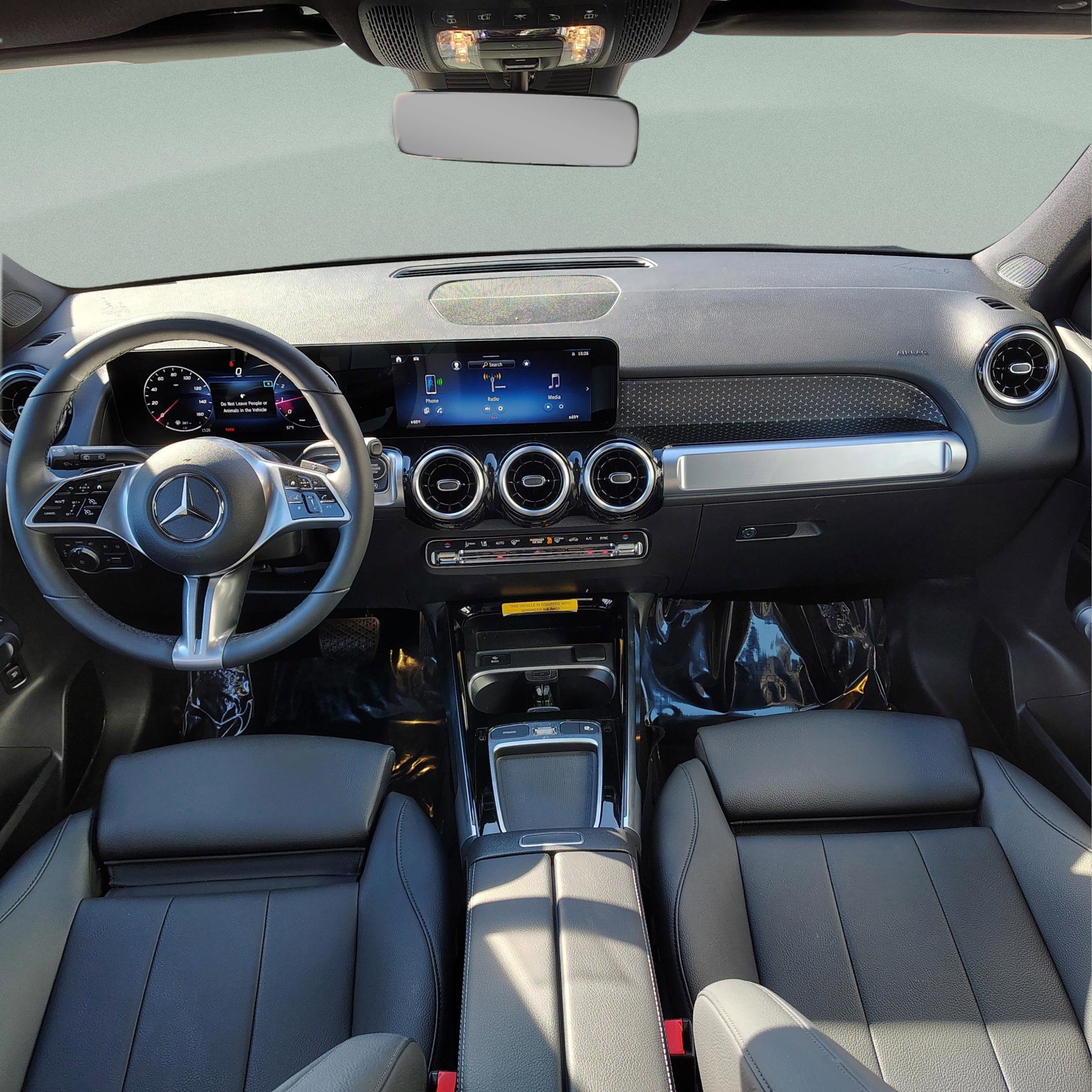 Used 2026 Mercedes-Benz GLB 250 image 15