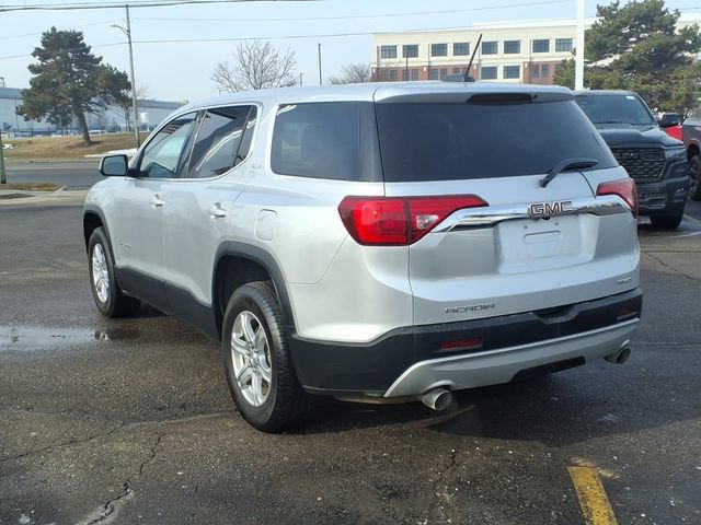 Used 2019 GMC Acadia SLE image 7