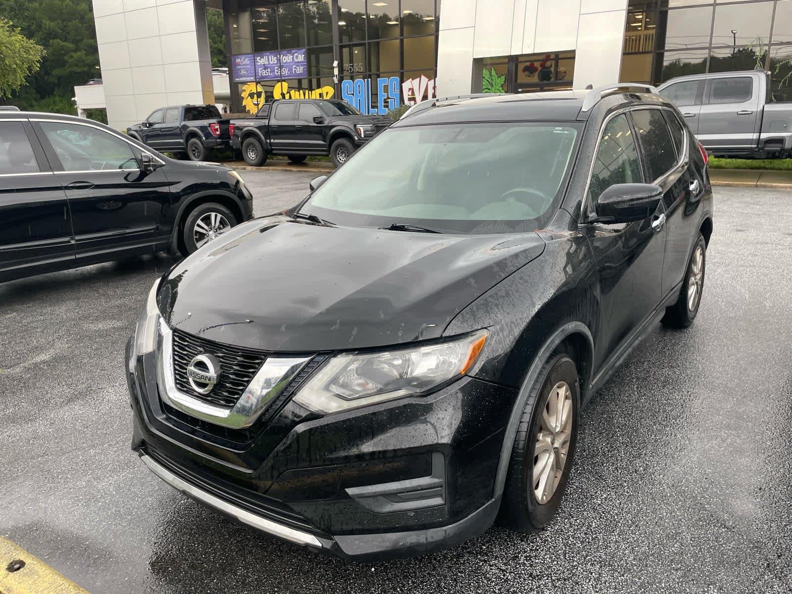 Used 2017 Nissan Rogue SV FWD video 1
