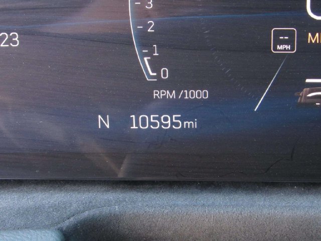 Used 2025 Cadillac XT4 Sport w/ Cold Weather Package FWD image 29