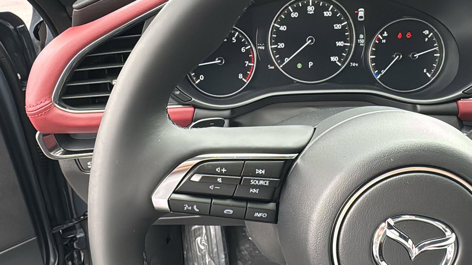 New 2026 MAZDA MAZDA3 Hatchback w/Premium Plus Pkg image 12