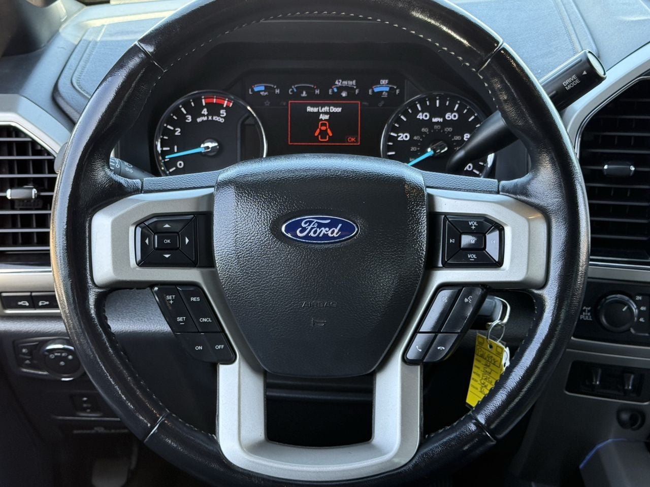 Used 2022 Ford F250 Lariat AWD/4WD image 11