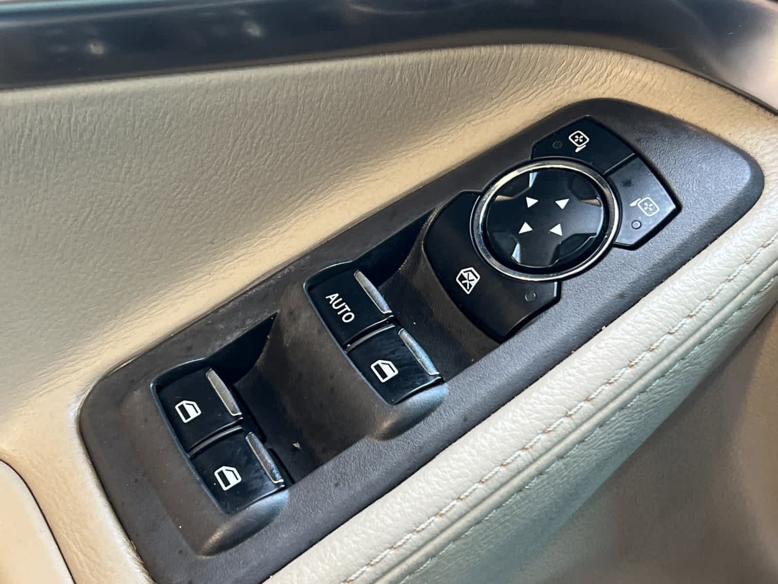 Used 2012 Ford Explorer FWD image 14