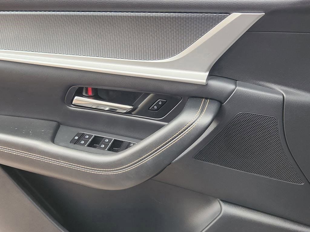 Used 2025 MAZDA CX-90 3.3 Turbo w/ Preferred Package image 11