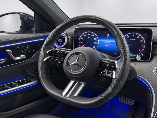 Used 2022 Mercedes-Benz C 300 4MATIC Sedan image 27