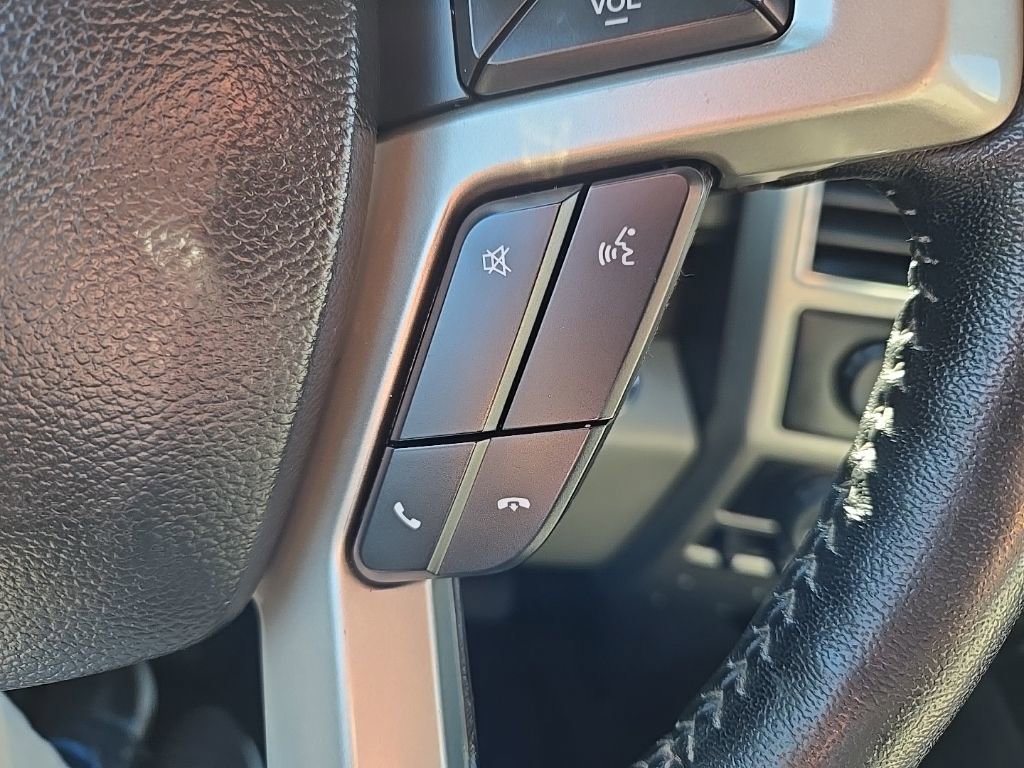 Used 2020 Ford F150 Lariat image 19