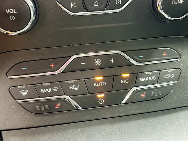 Used 2016 Ford Edge SEL w/ Equipment Group 201A AWD/4WD image 17