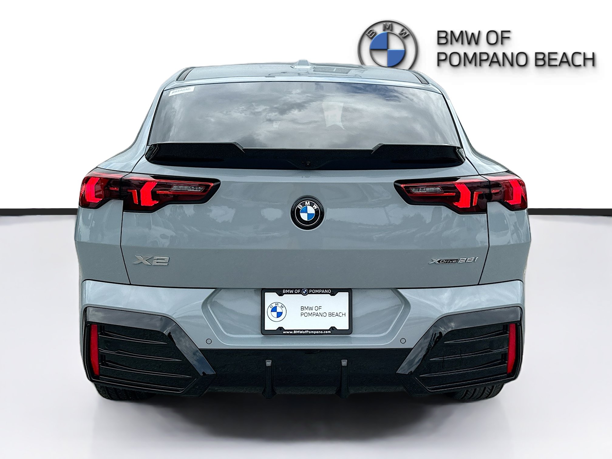 New 2026 BMW X2 xDrive28i w/ Technology Package AWD/4WD image 5
