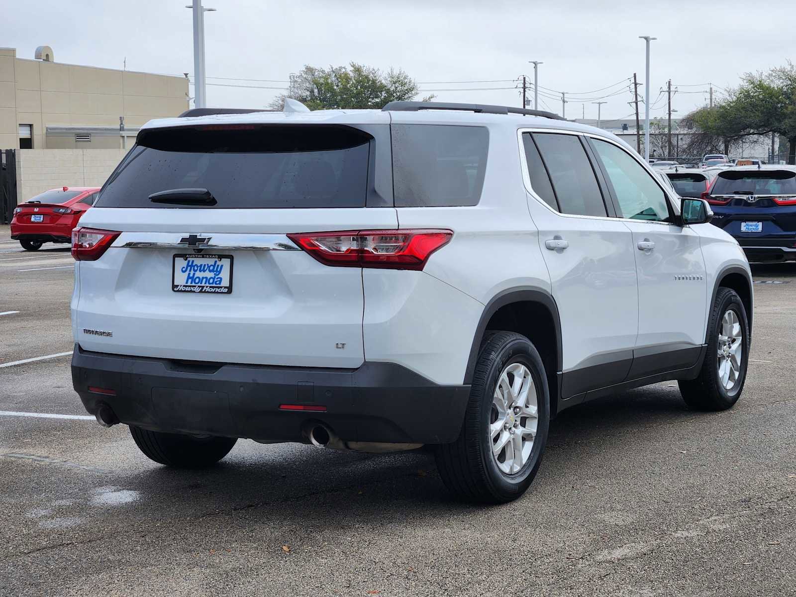 Used 2021 Chevrolet Traverse LT image 6
